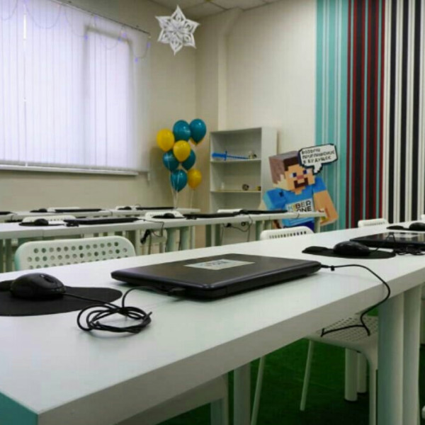 KIBERone для будущих КиберГероев в Ижевске! - КИБЕРшкола программирования для детей, компьютерные курсы для школьников, начинающих и подростков - KIBERone г. Щукино